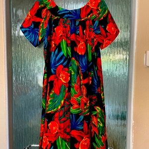 HILO HATTIE The Hawaiian Original vintage floral print dress, XL.